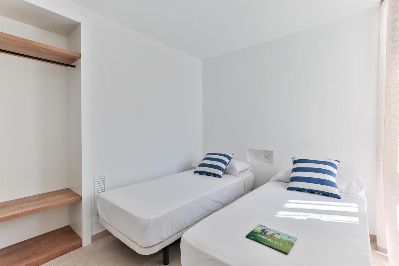 Eco-Apartments La Marineda Roses Extérieur photo