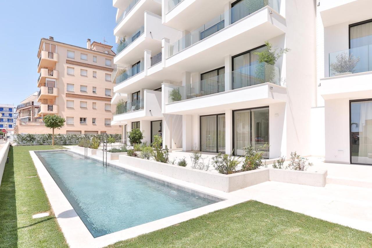 Eco-Apartments La Marineda Roses Extérieur photo